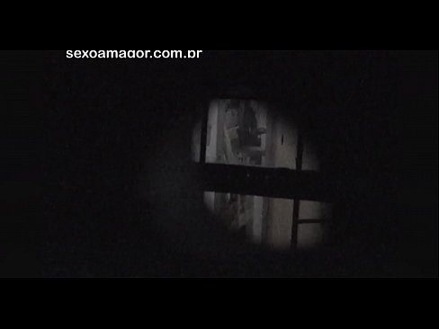 ❤️ Бландзінка таемна здымаецца на відэа з суседскага вуаерыста, схаванага за пустымі цэгламі ❤❌ Порна на be.javdoe.top
